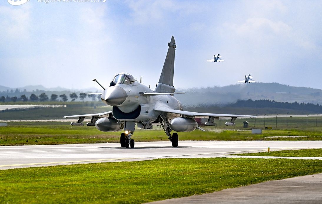 Indonesia Segera Beli Pesawat Tempur Chengdu J-10 Buatan China